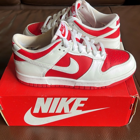 Nike Dunk sneakers - Picture 2 of 4